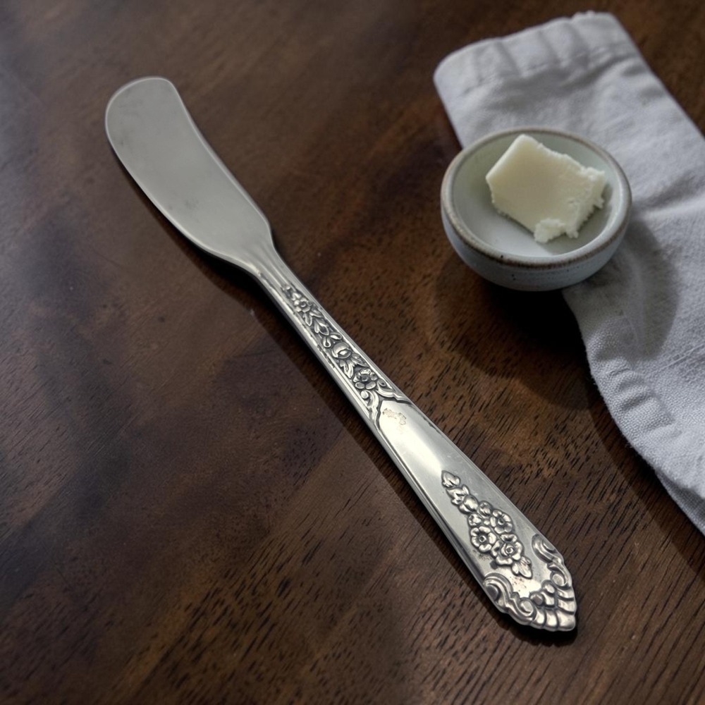 Royal Crest Sterling Silver 92.5% Butter Spreader "Promise" Flat Handle 1948